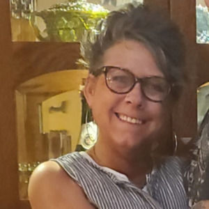 Meet your Posher, Sharyn